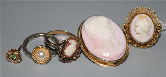 14K gold cameo ring, similar 9ct gold ring, 14K-mounted cameo brooch, a white metal ring and sundries